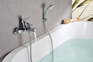 Cмеситель для ванны Lemark Plus Grace LM1512C Chrome