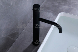 Черный смеситель для раковины KorDi Black Night KD 20201H.RB