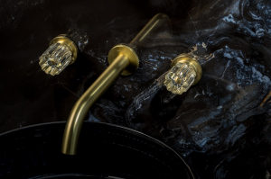 Смеситель для раковины скрытого монтажа Boheme ELEGANTE 152-2-MG-EL Золото матовое