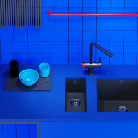 Смеситель для кухни Omoikiri Hotaru-R 4994026 Вороненая сталь/Красный
